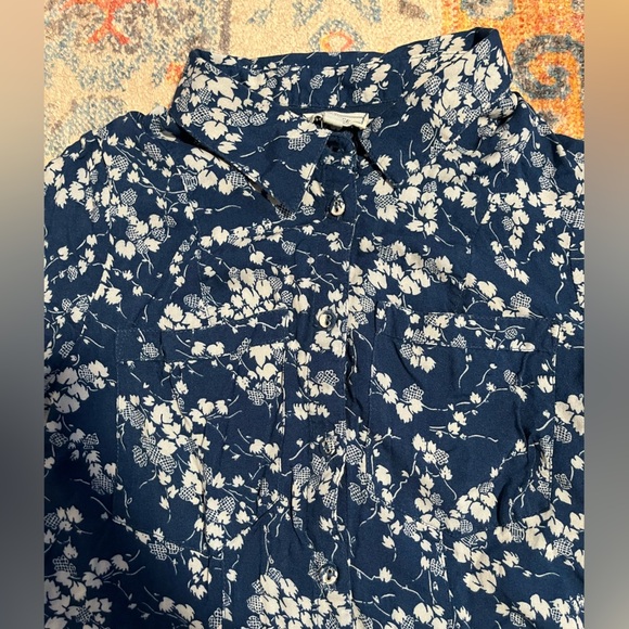 Fat Face floral print short-sleeved tie-waist button-up midi shirtdress - Picture 3 of 9